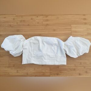 New! Abercrombie and Fitch White off shoulder Puff Sleeve crop Top large